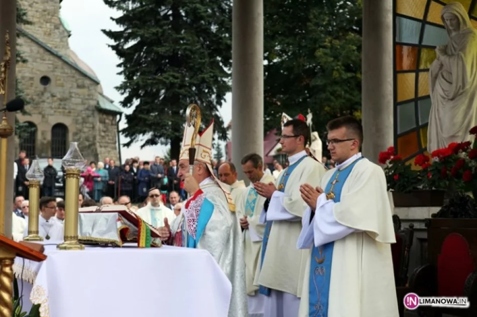 Prymas Polski w Limanowej - zdjęcie 4
