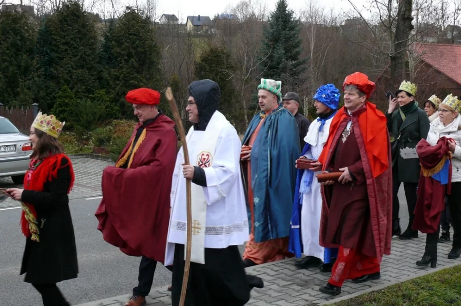 Po raz pierwszy orszak przeszedł ulicami miejscowości - zdjęcie 6