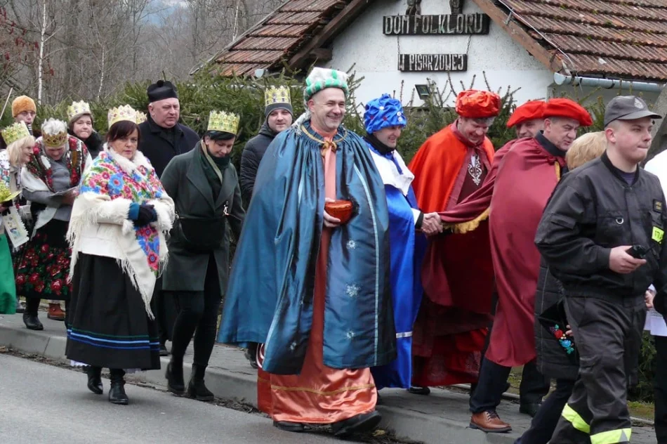 Po raz pierwszy orszak przeszedł ulicami miejscowości - zdjęcie 11