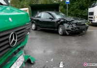 Zderzenie z busem. 4 osoby poszkodowane - zdjęcie główne