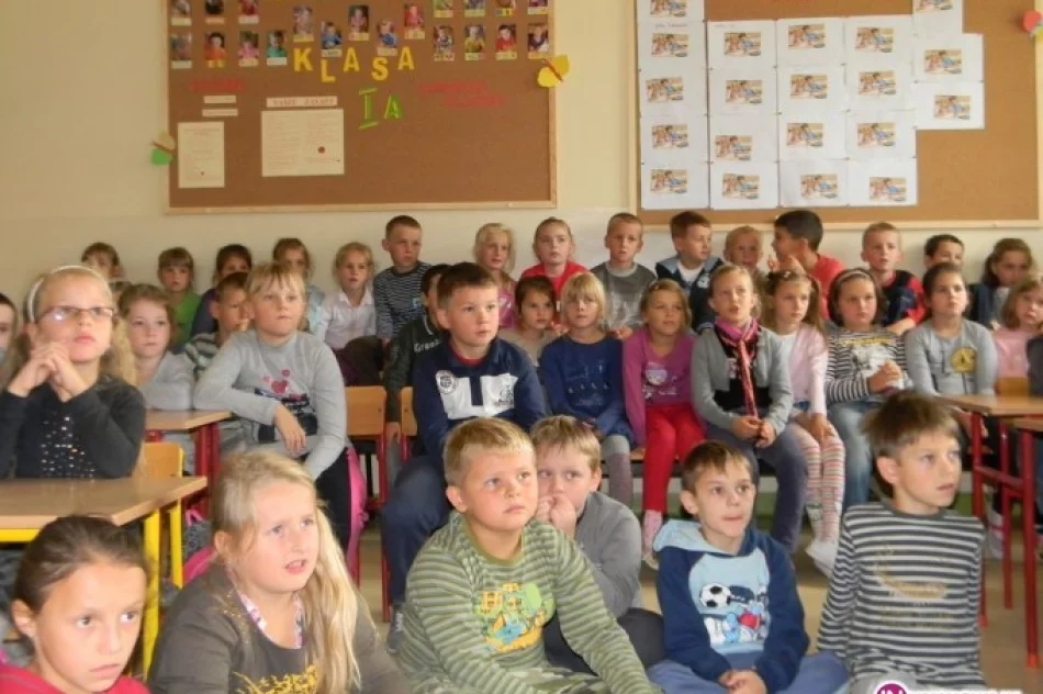 Pierwszoklasiści w Internetowym Teatrze - zdjęcie 3