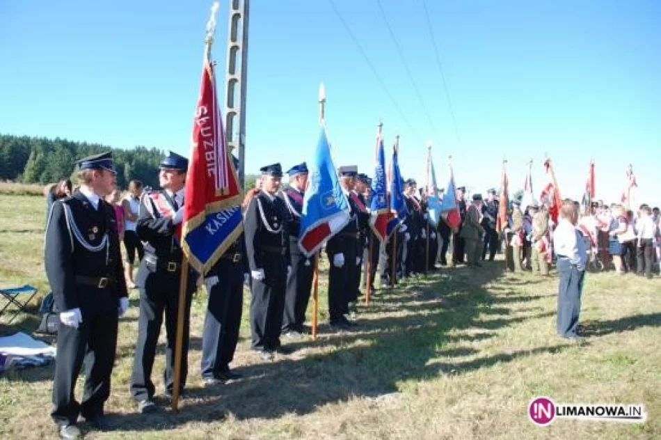 Upamiętnili walki 10 Brygady Kawalerii Zmotoryzowanej - zdjęcie 2