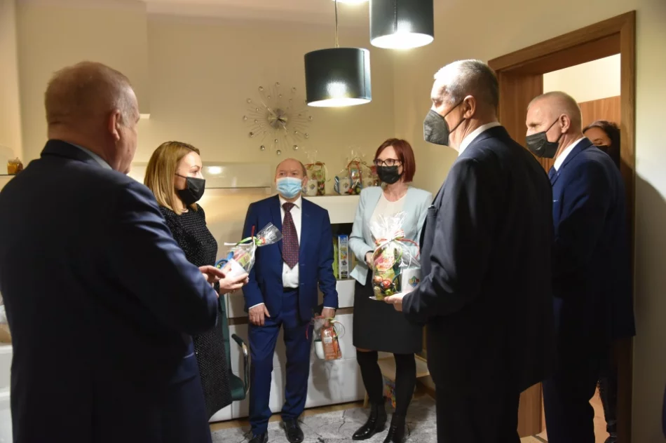 Otwarto ośrodek interwencji kryzysowej - zdjęcie 6