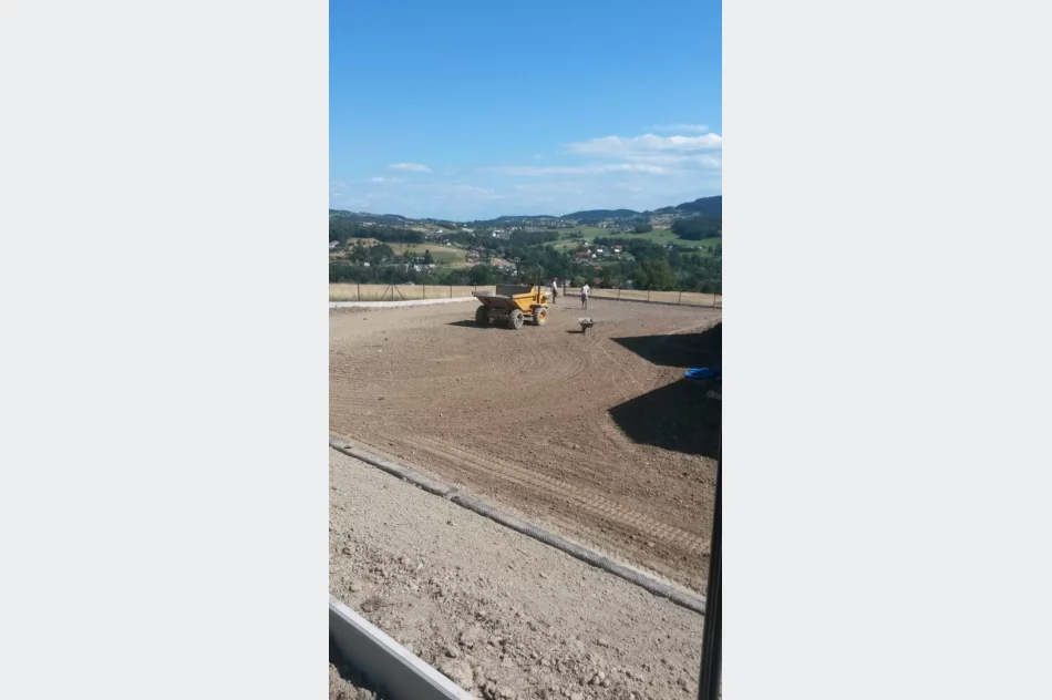 Roboty Ziemne/Koparki 3-5-8-13 tony/Wozidło 6-8 ton/Wywrotka 20 ton/ Hutek / Tel. 880-477-295/ - zdjęcie 29