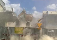 Cegły leciały na ulice. Kierownik ukarany - zdjęcie główne