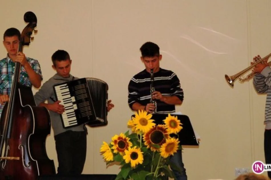 Biesiada starowiejska dla seniorów - zdjęcie 2