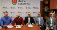 Umowa na budowę sieci kanalizacji w Pisarzowej i Męcinie, w ramach POLSKIEGO ŁADU, podpisana! - zdjęcie 4