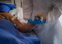 Pandemia wzmaga niepokój potęgując obawy o bliskich - zdjęcie główne