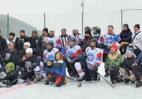 Hokej na lodzie w Tymbarku: wskrzeszają piękną sportową tradycję - zdjęcie główne