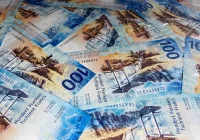 Nie tylko Polacy wpadli w niebezpieczne sidła franka - zdjęcie główne