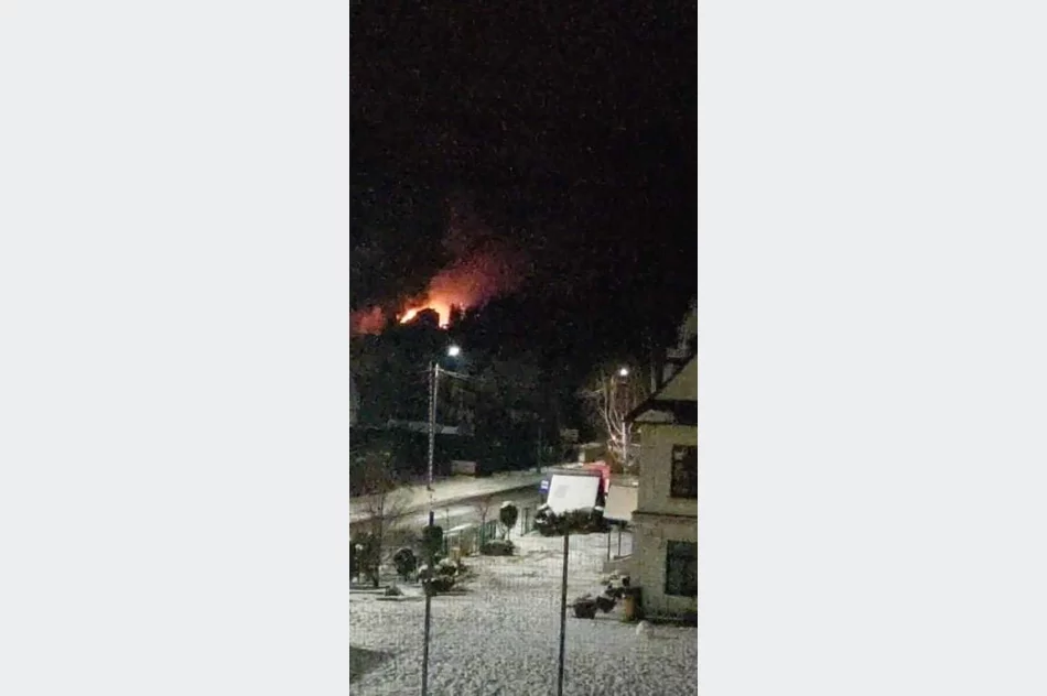 Pożar zabudowań gospodarczych - zdjęcie 3