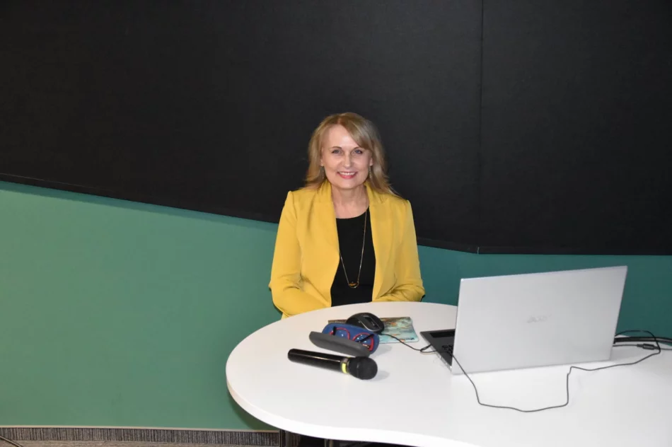 „Wyspy Szczęśliwe” w Miejskiej Galerii Sztuki - zdjęcie 9