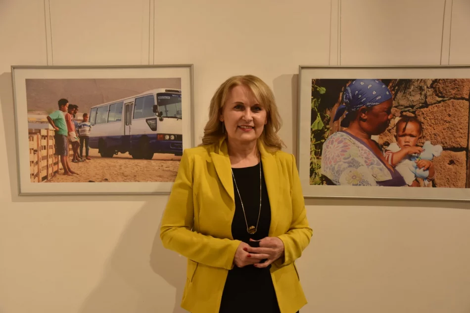 „Wyspy Szczęśliwe” w galerii sztuki - zdjęcie 2