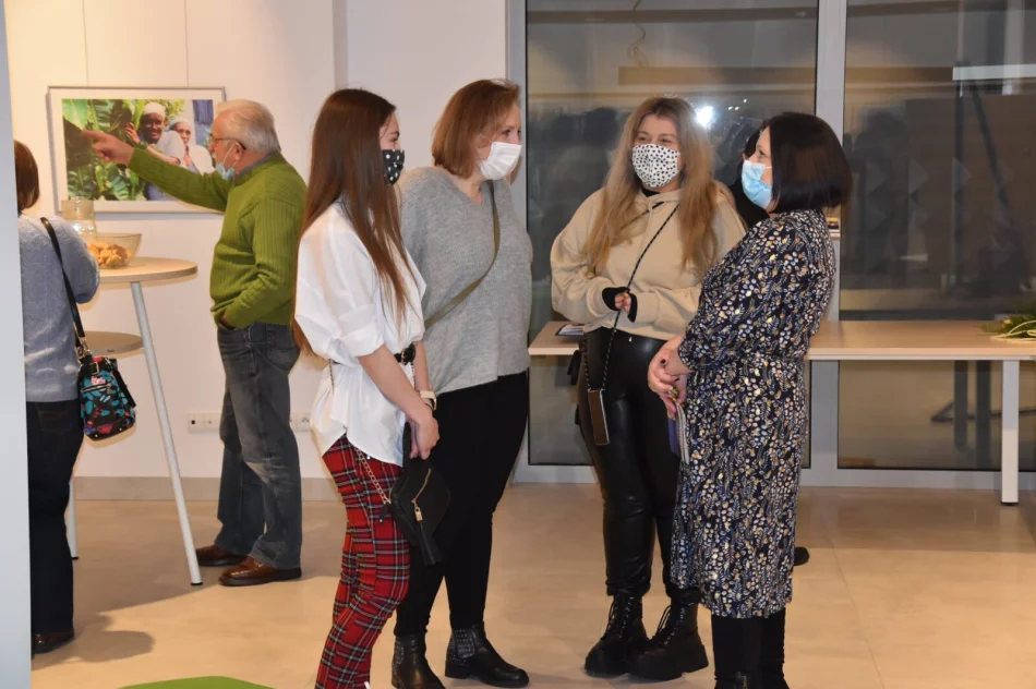 „Wyspy Szczęśliwe” w galerii sztuki - zdjęcie 4