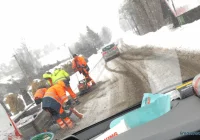 Zimowe łatanie dziur na prośbę kierowców - zdjęcie główne