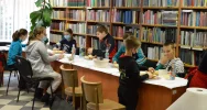 Ferie w bibliotece: zajęcia plastyczne i kulinarne dla dzieci - zdjęcie 5