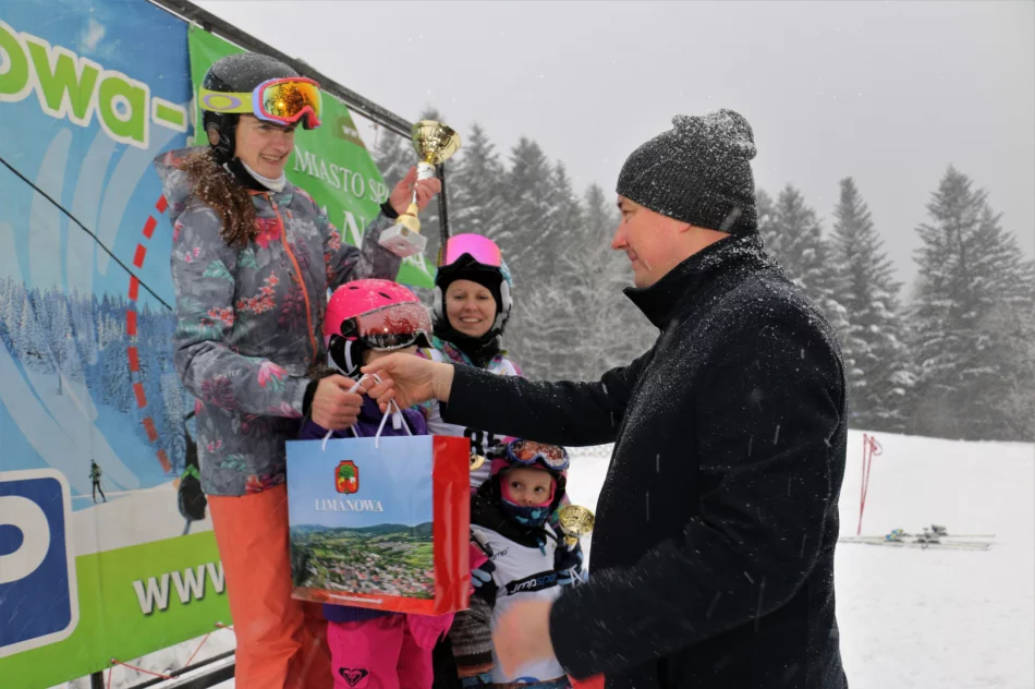  Odbył się SLALOM GIGANT o puchar Łysej Góry pod patronatem Burmistrza Miasta Limanowa - zdjęcie 13