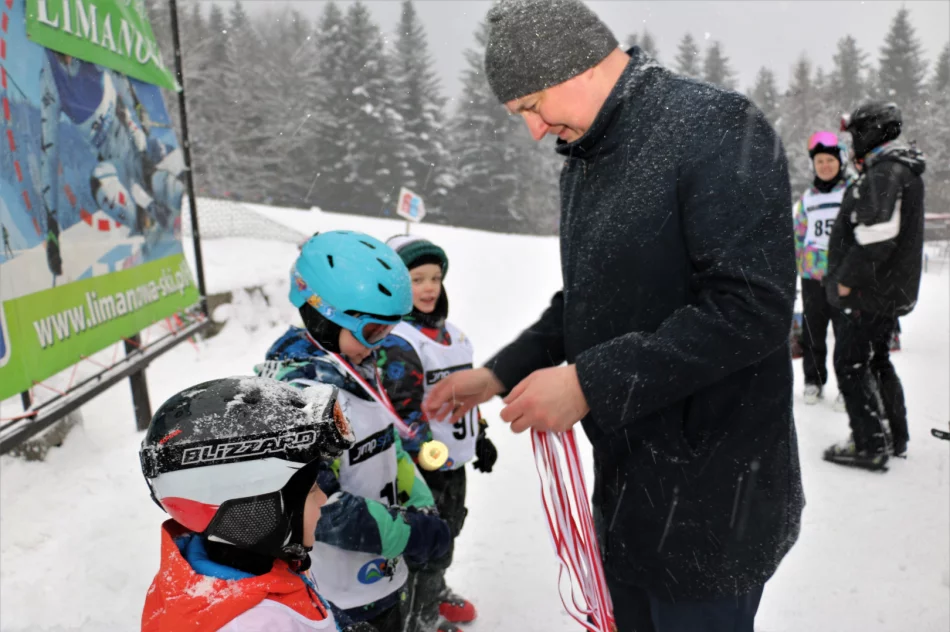  Odbył się SLALOM GIGANT o puchar Łysej Góry pod patronatem Burmistrza Miasta Limanowa - zdjęcie 18