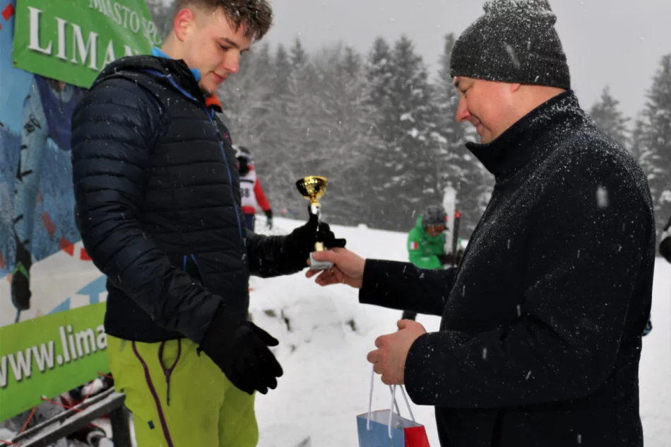  Odbył się SLALOM GIGANT o puchar Łysej Góry pod patronatem Burmistrza Miasta Limanowa - zdjęcie 20
