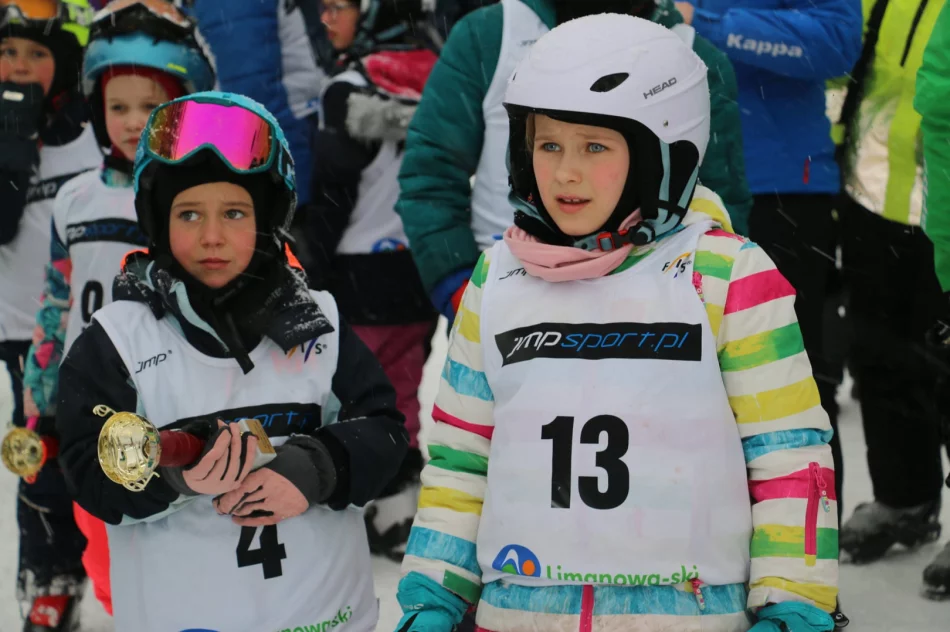 Blisko 100 osób rywalizowało na stoku - zdjęcie 4