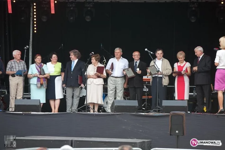 Miejskie odznaczenia wręczone - zdjęcie 2