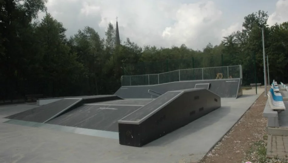Skatepark gotowy i oddany - zdjęcie 1