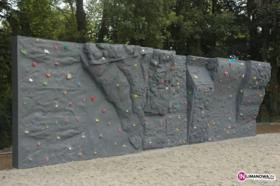 Skatepark gotowy i oddany - zdjęcie 3