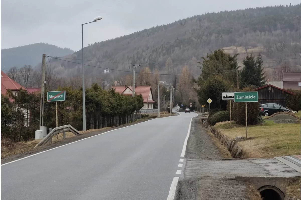 Pięć ofert na budowę chodnika