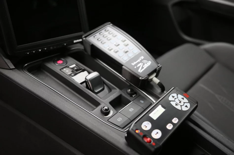 Nowy radiowóz dla grupy SPEED z regionu - zdjęcie 2