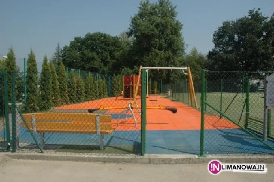 Nowy plac zabaw już gotowy - zdjęcie 4