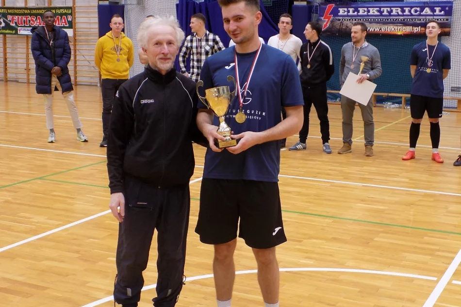 Zakończyła się X FUTSALIMA - Otwarte Mistrzostwa Limanowej w Futsalu o Puchar Burmistrza Miasta Limanowa - zdjęcie 7