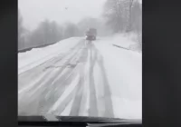 Intensywne opady śniegu - problemy na podjazdach - zdjęcie główne