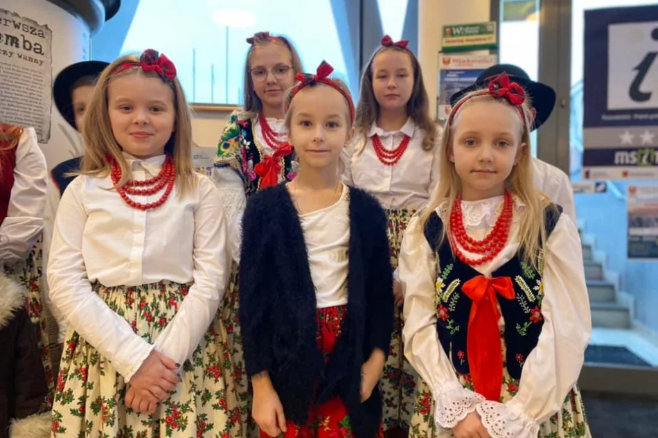 Oficjalne otwarcie wystawy „Pisarzowa – trzy wymiary czasu”  - zdjęcie 3