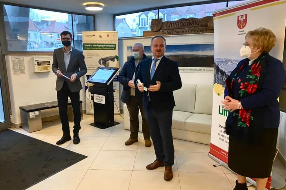 Oficjalne otwarcie wystawy „Pisarzowa – trzy wymiary czasu”  - zdjęcie 8