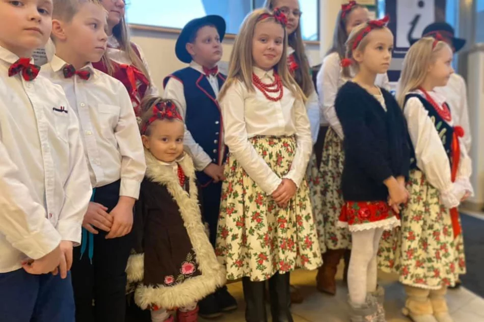 Oficjalne otwarcie wystawy „Pisarzowa – trzy wymiary czasu”  - zdjęcie 10