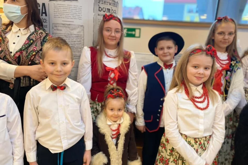 Oficjalne otwarcie wystawy „Pisarzowa – trzy wymiary czasu”  - zdjęcie 16