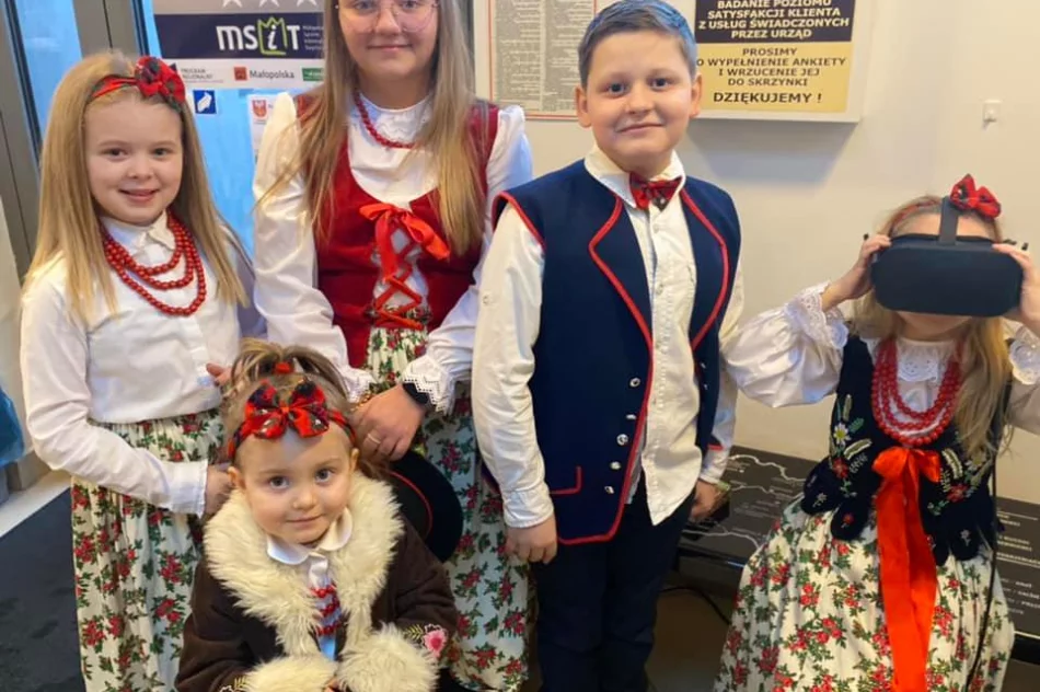 Oficjalne otwarcie wystawy „Pisarzowa – trzy wymiary czasu”  - zdjęcie 17