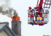 Pożar na budynku usługowym - zdjęcie główne