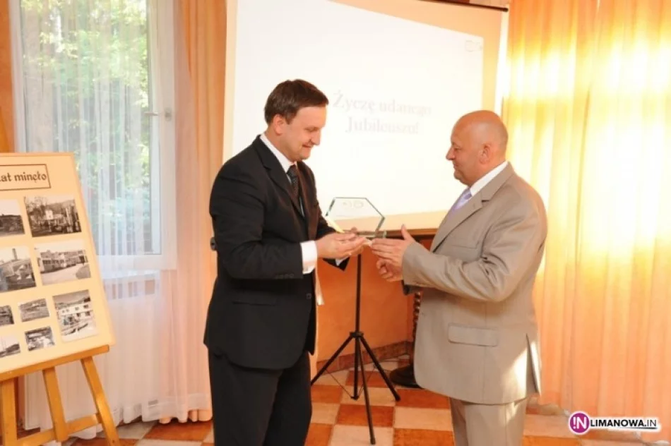 Meblomet ma już 60 lat! - zdjęcie 3