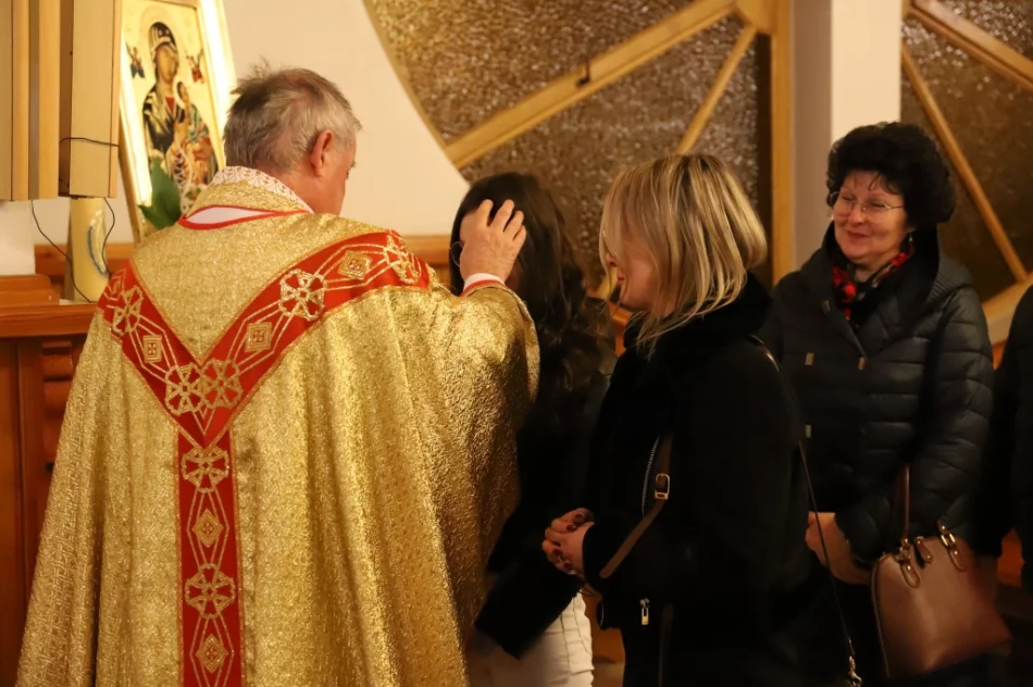 Biskup podczas peregrynacji ikony: każdy z nas takiej łaski potrzebuje - zdjęcie 6