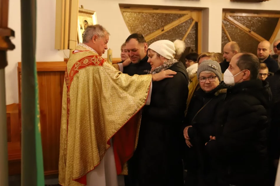 Biskup podczas peregrynacji ikony: każdy z nas takiej łaski potrzebuje - zdjęcie 9