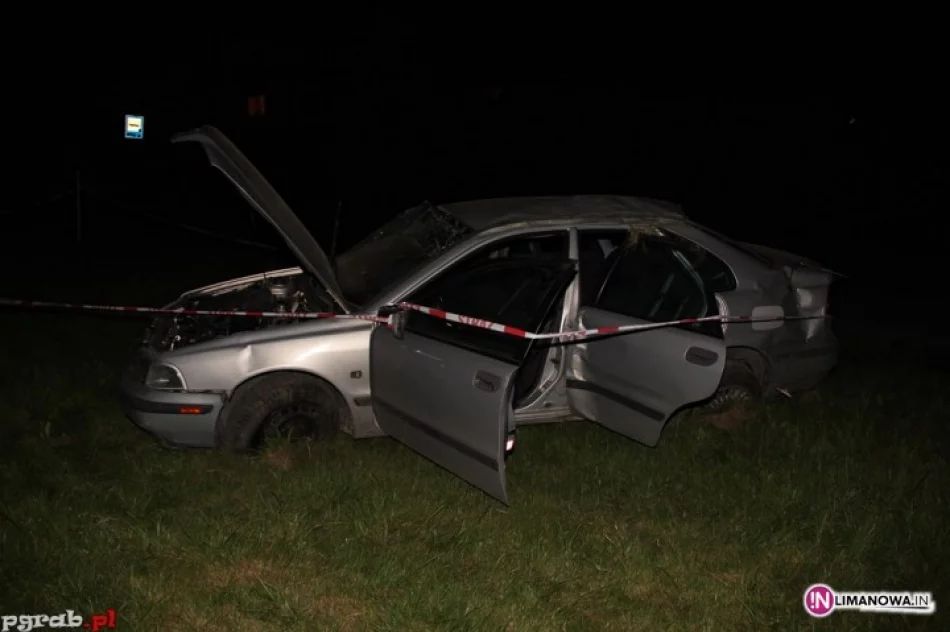 Samochód wypadł z drogi i przygniótł mężczyznę - zdjęcie 3