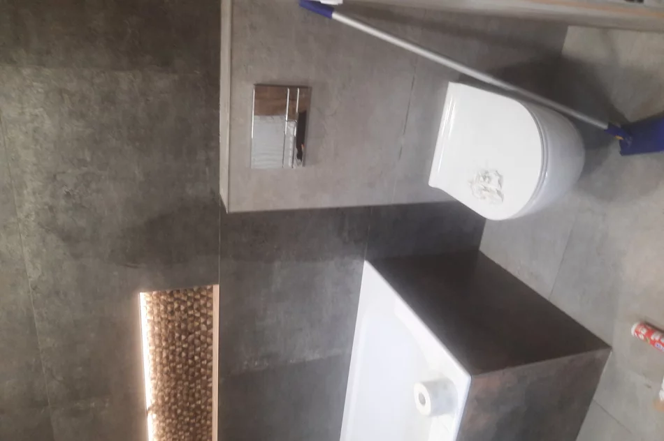 -REMONTY WYKOŃCZENIA -USŁUGI FLIZIARSKIE--STREFA PROFESJONALISTÓW - zdjęcie 1