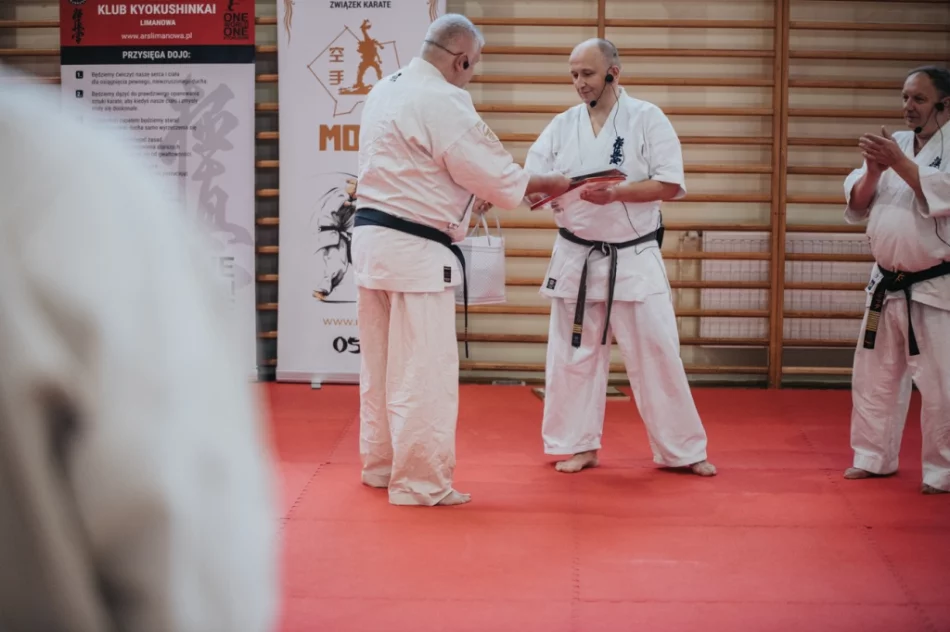 Karatecy z całego województwa spotkali się na Limanowszczyźnie - zdjęcie 2