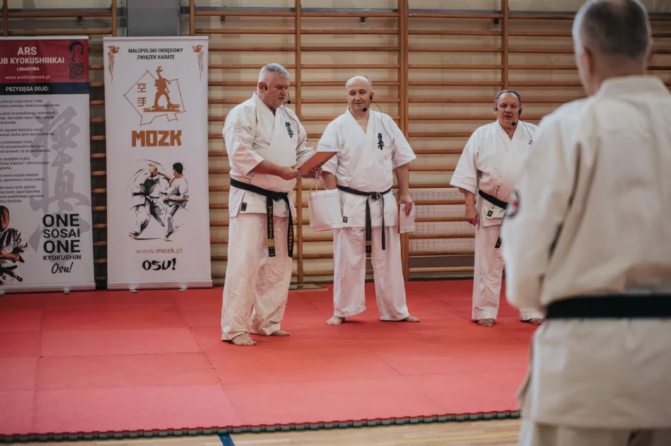 Karatecy z całego województwa spotkali się na Limanowszczyźnie - zdjęcie 4