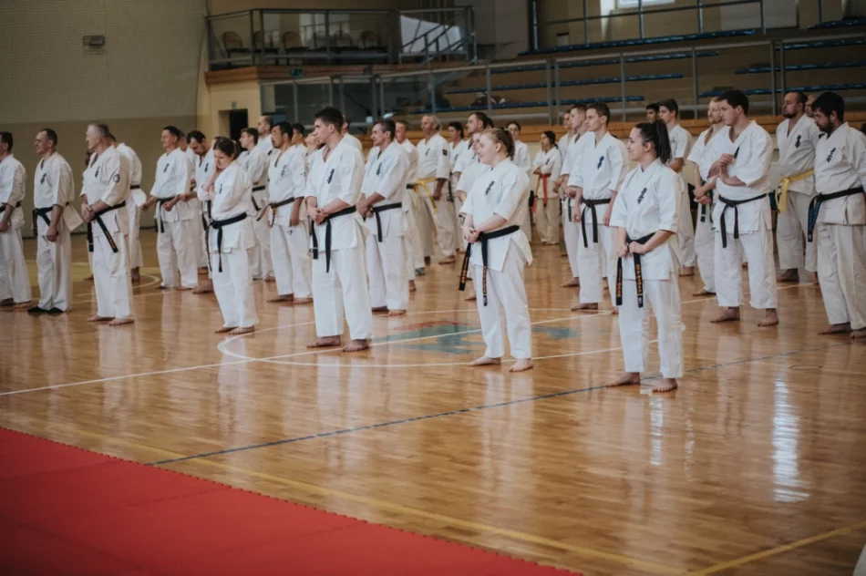 Karatecy z całego województwa spotkali się na Limanowszczyźnie - zdjęcie 6