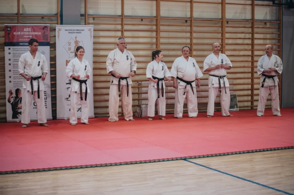 Karatecy z całego województwa spotkali się na Limanowszczyźnie - zdjęcie 12