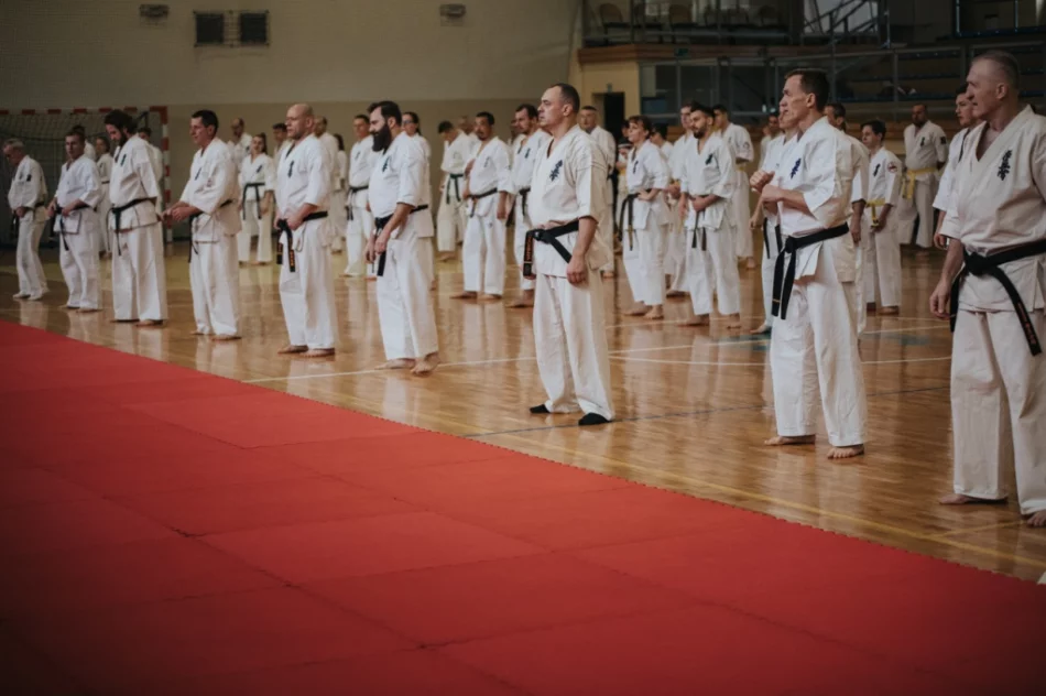 Karatecy z całego województwa spotkali się na Limanowszczyźnie - zdjęcie 15