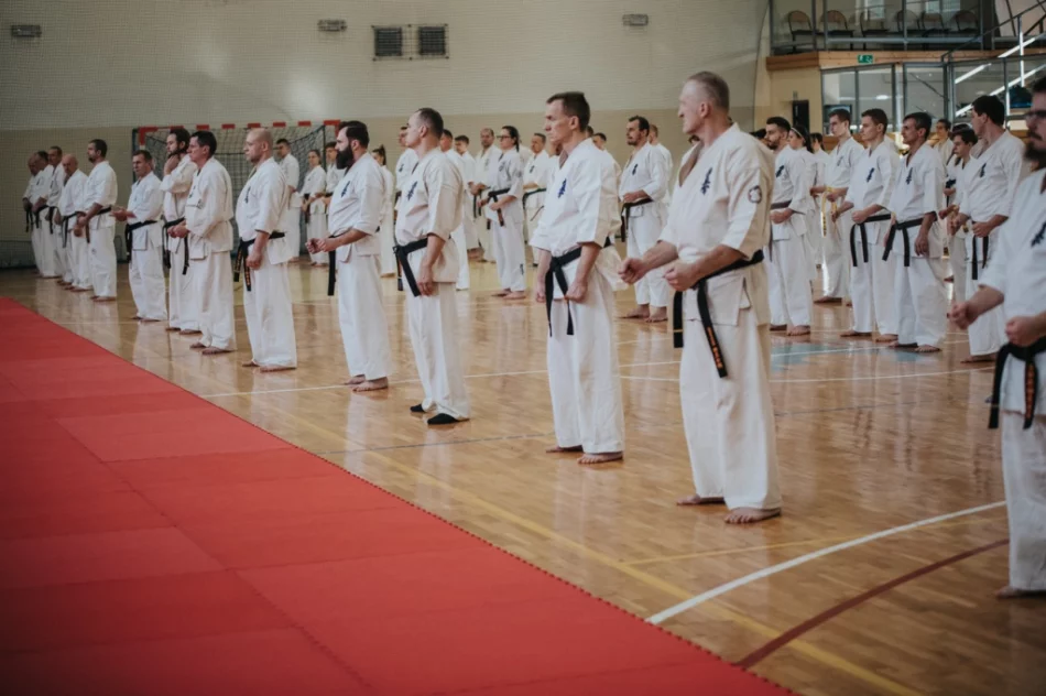 Karatecy z całego województwa spotkali się na Limanowszczyźnie - zdjęcie 19