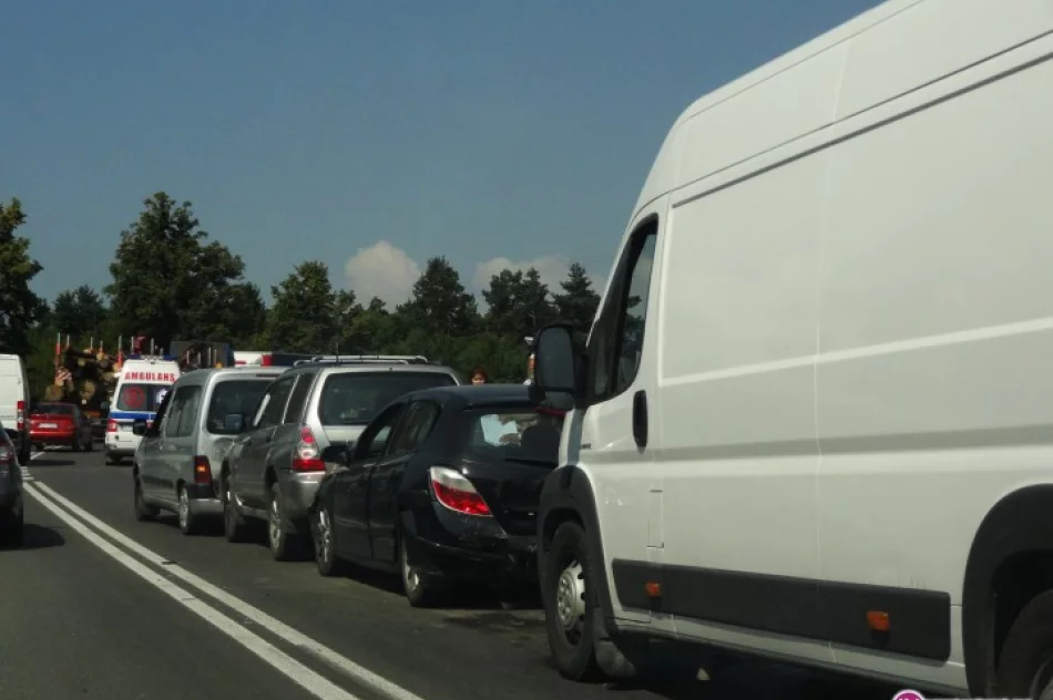 Zderzenie pięciu samochodów - zdjęcie 2